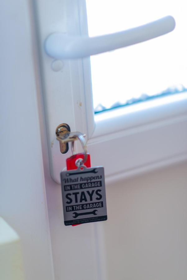 Pine House Apartment Brasov Bagian luar foto