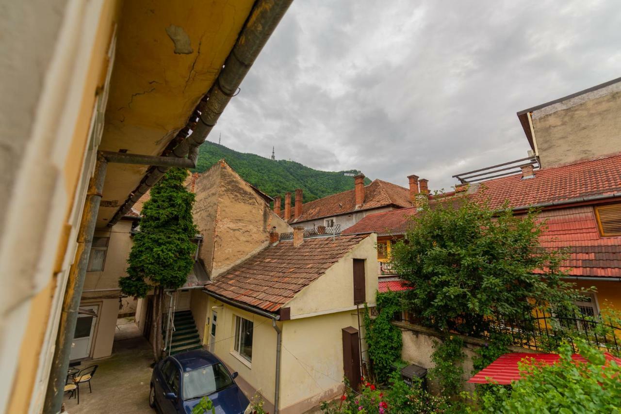 Pine House Apartment Brasov Bagian luar foto