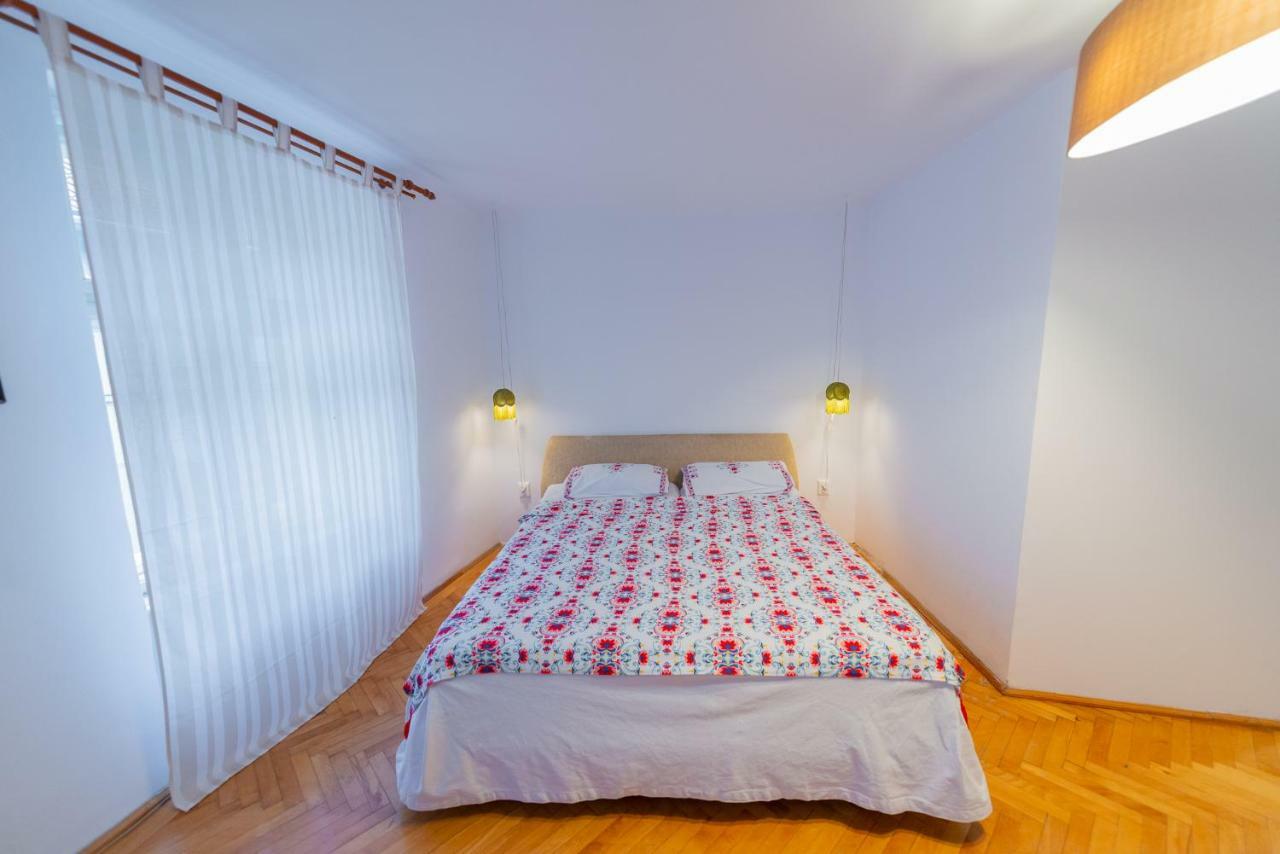 Pine House Apartment Brasov Bagian luar foto
